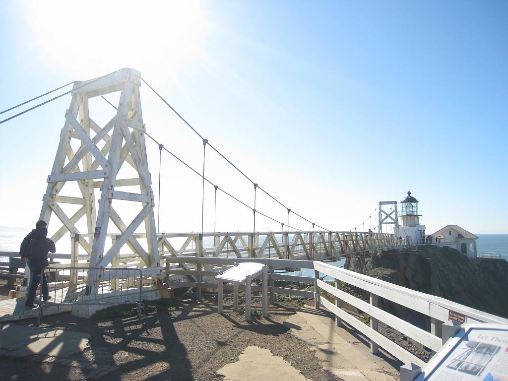 IMG_1939 the pedestrian suspension bridge to Point Bonita lighthouse